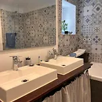 Maison Familiale Chaleureuse A Deux Pas De La