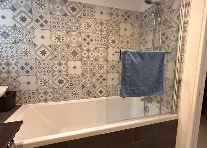 Maison Familiale Chaleureuse A Deux Pas De La